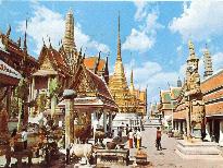 Wat Phra Kaew, Temple of the Emerald Buddha, Bangkok